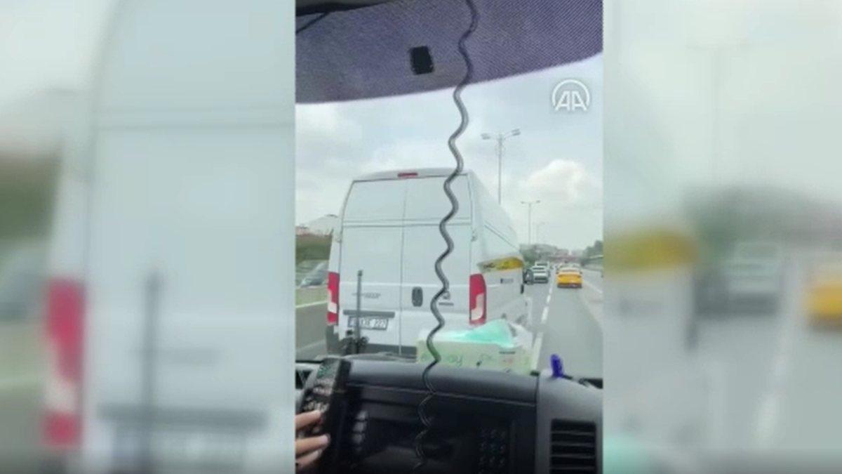 Bayrampaşa’da bir sürücü ambulansa yol vermemek için direndi