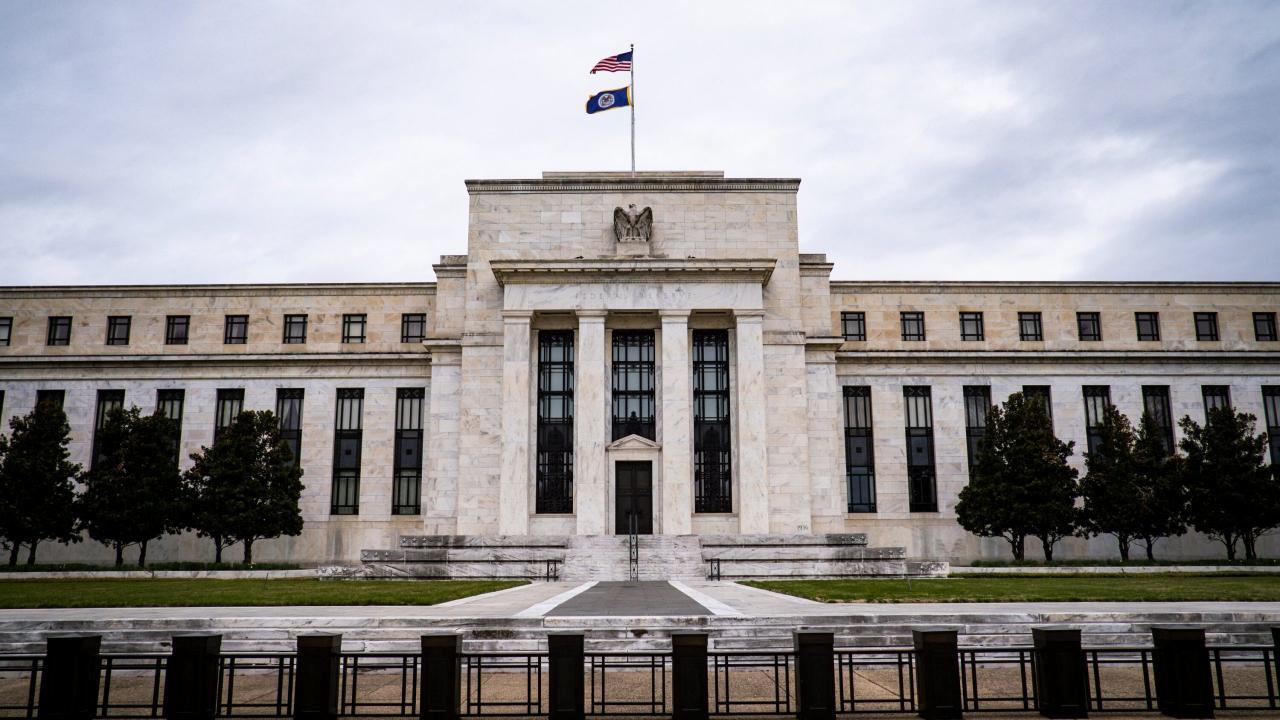 Fed: Enflasyonla gayret acı verecek