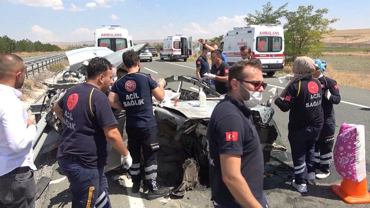 Kırıkkale’deki feci kazada 1 ailenin 2 ferdi yok oldu