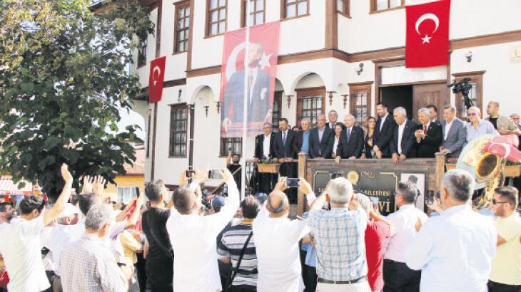 Kılıçdaroğlu, adaylık işaretini Samsun’dan verdi: Yeni bir iklimi yaratmaya talibim