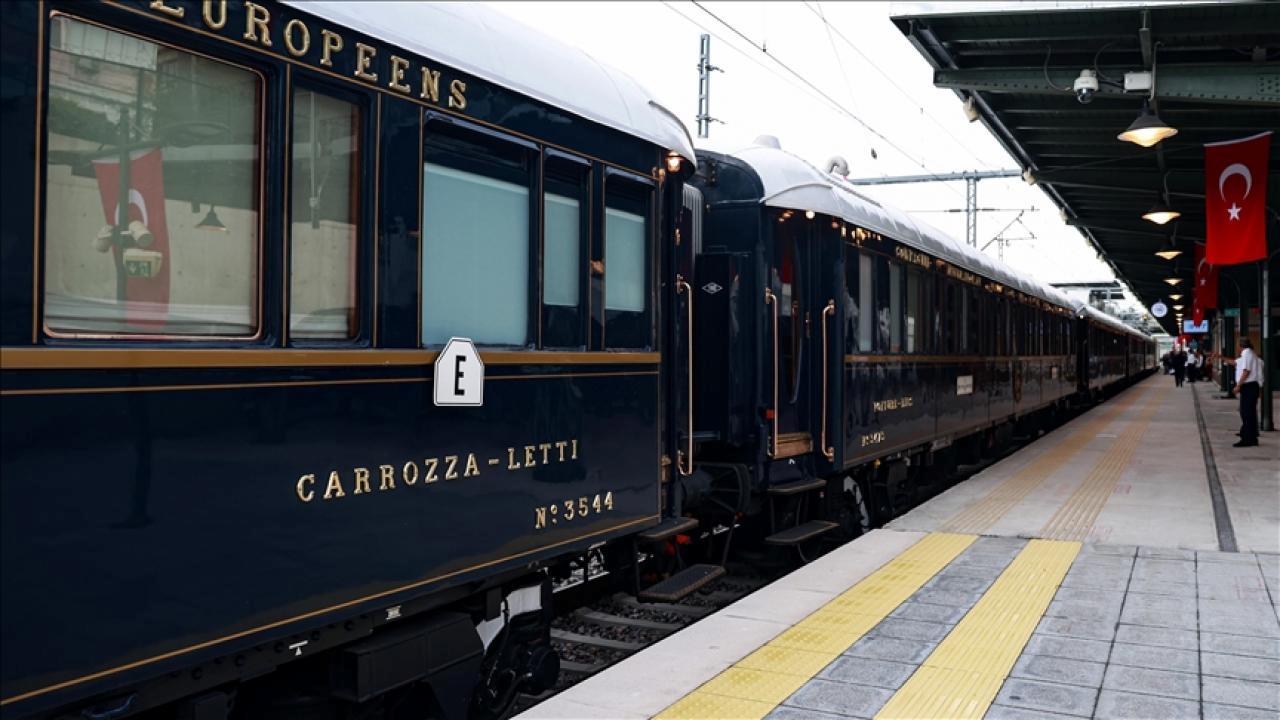 Tarihi Orient Express treni İstanbul’a ulaştı