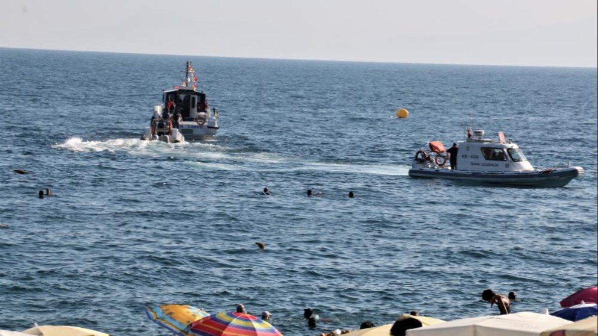 Antalya’da tatilciler boğulma ihbarına aldırış etmedi