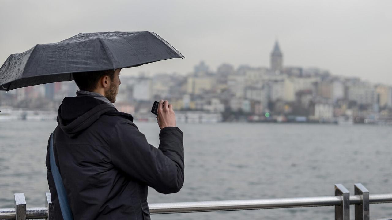 Meteoroloji İstanbulluları uyardı: Sağanak yağış geliyor