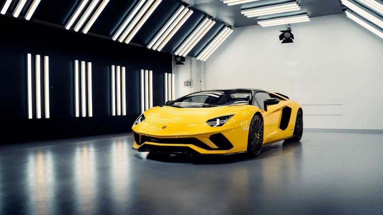 Lamborghini’den rekor satış