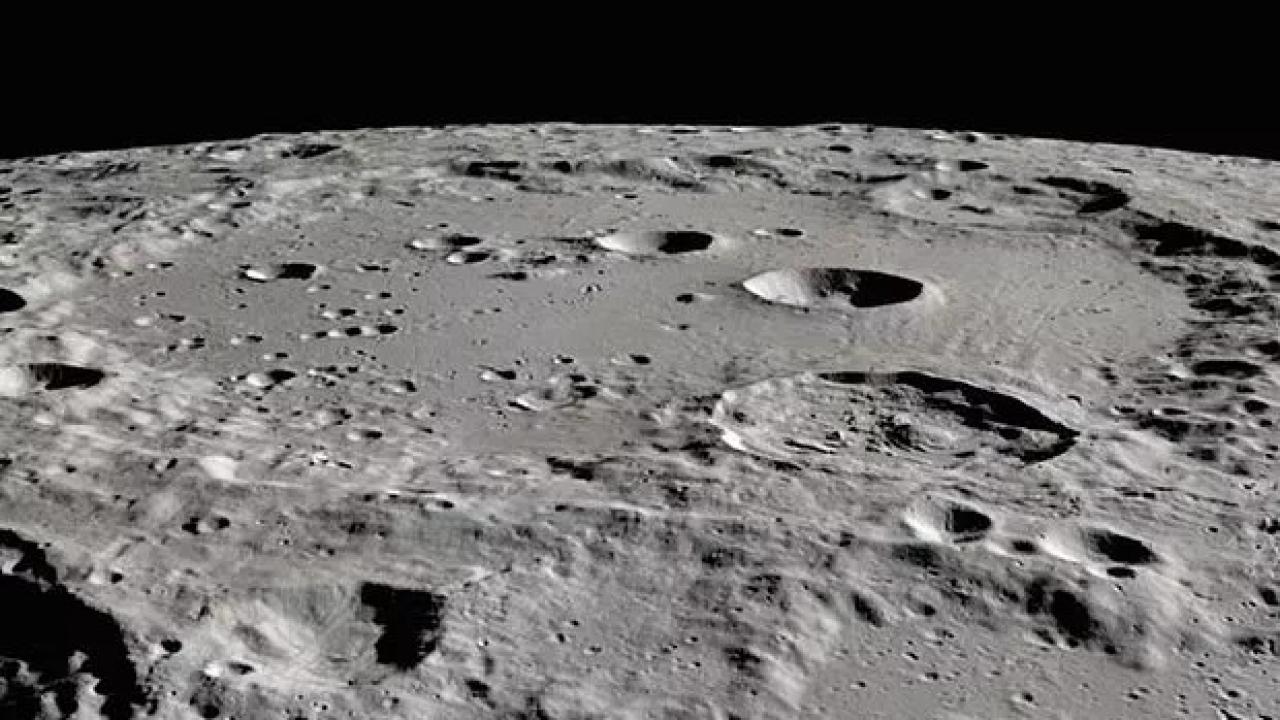 Ay’da yeni mineral keşfeden Çin, Ay programını genişletme kararı aldı