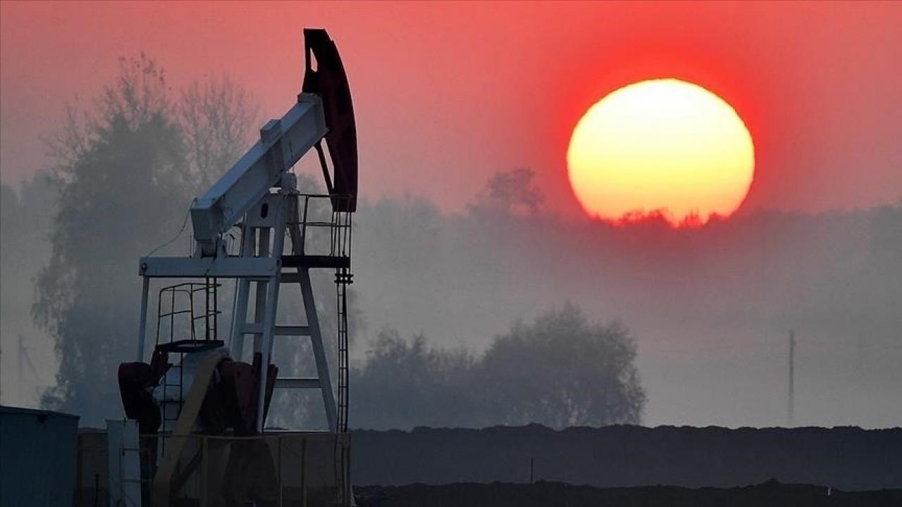 Brent petrolün varil fiyatı 89,59 dolar oldu