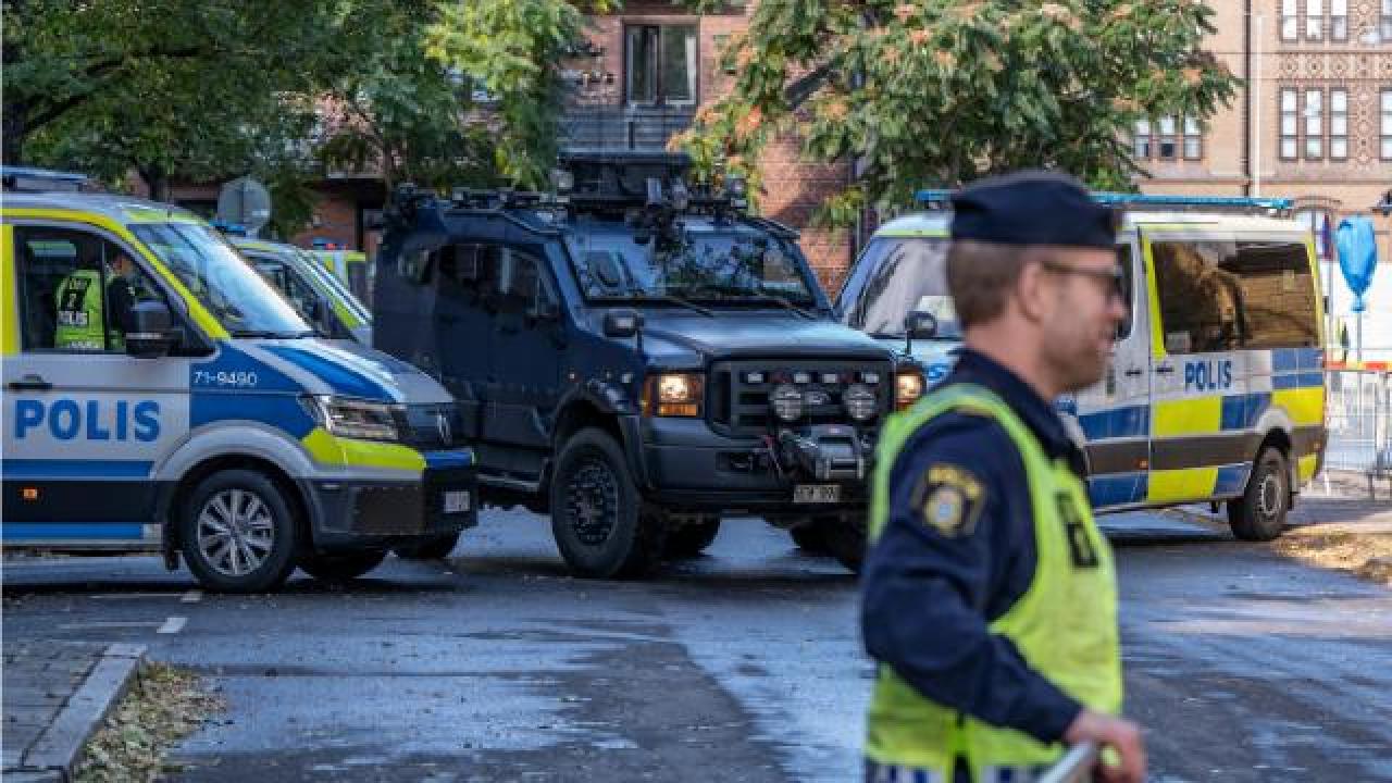 İsveç’te iki öğretmeni öldüren sanığa ömür boyu hapis cezası verildi