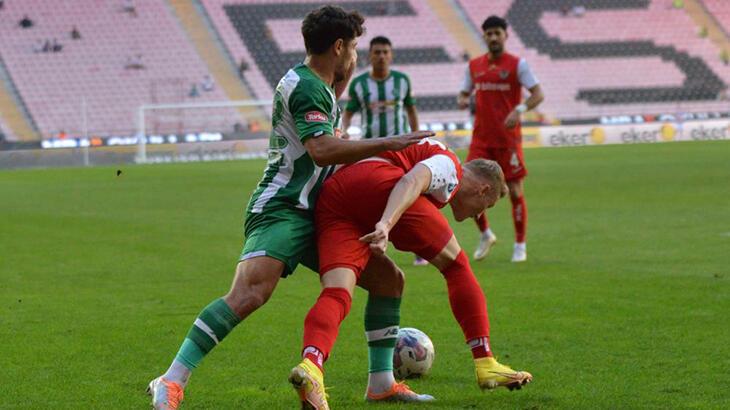 Konyaspor – Hatayspor maçından kareler